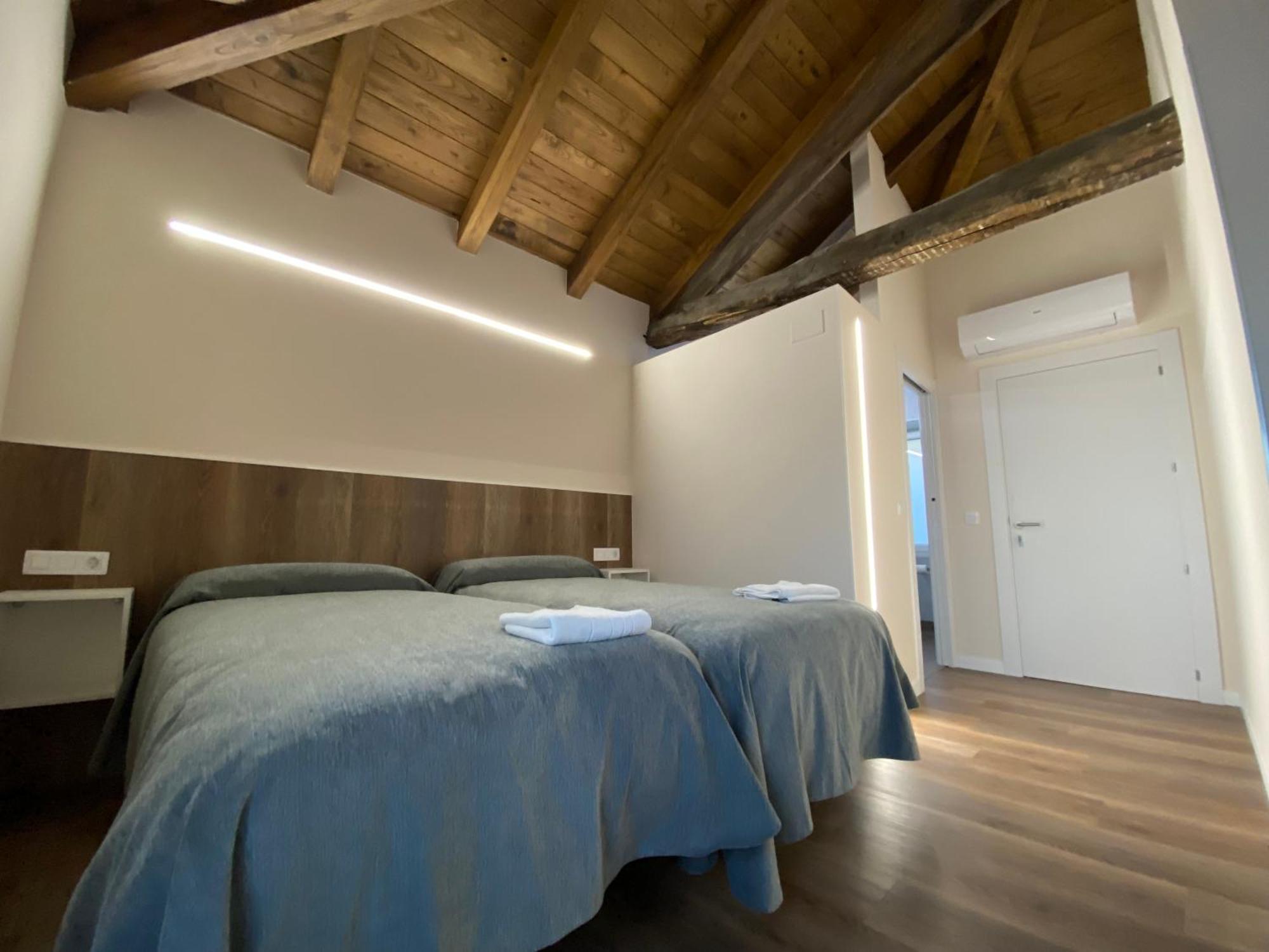 Dpcristal Centro Historico Hotel Sarria Ngoại thất bức ảnh